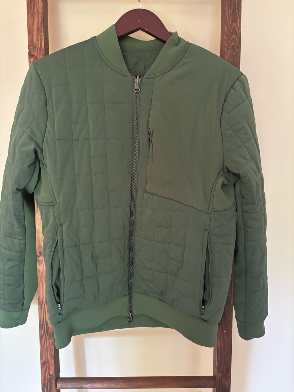 Lululemon Unisex Olive Green Quilted Bomber Jacket (reversible)